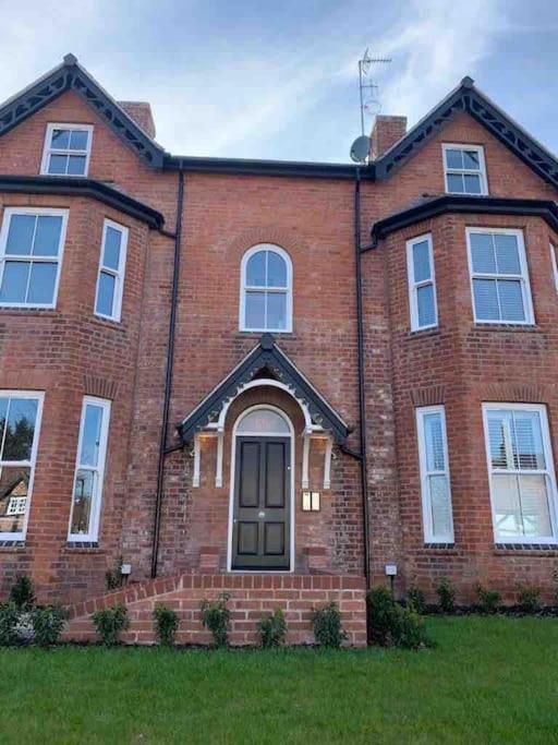 Boutique Luxury Apartment, High St, Henley-In-Arden Eksteriør bilde