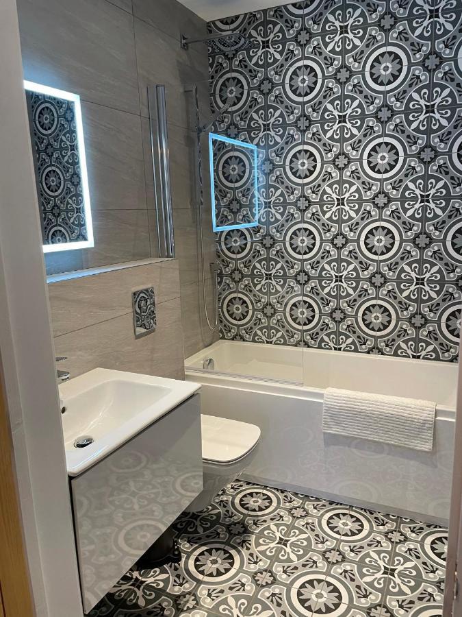 Boutique Luxury Apartment, High St, Henley-In-Arden Eksteriør bilde